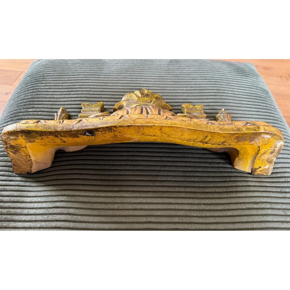 Vintage Ornate Gold Gilt Wall Corbel Shelf Acanthus‎ Leaf Scroll Architectural
